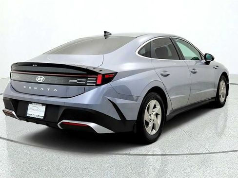 Used 2026 Hyundai Sonata SE FWD image 5