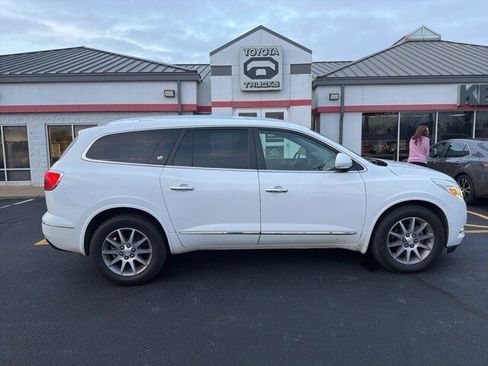 Used 2017 Buick Enclave Leather image 11