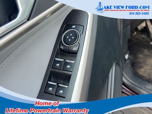 Used 2023 Ford Explorer XLT w/ Equipment Group 202A AWD/4WD image 23