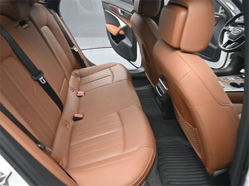 Used 2022 Audi A6 2.0T Premium image 25