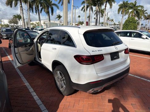 Used 2022 Mercedes-Benz GLC 300 GLC 300 image 2
