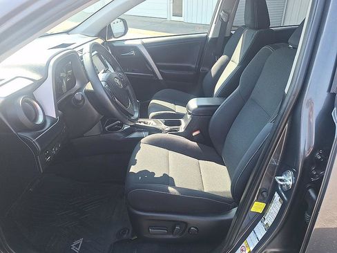 Used 2018 Toyota RAV4 Adventure AWD/4WD image 11