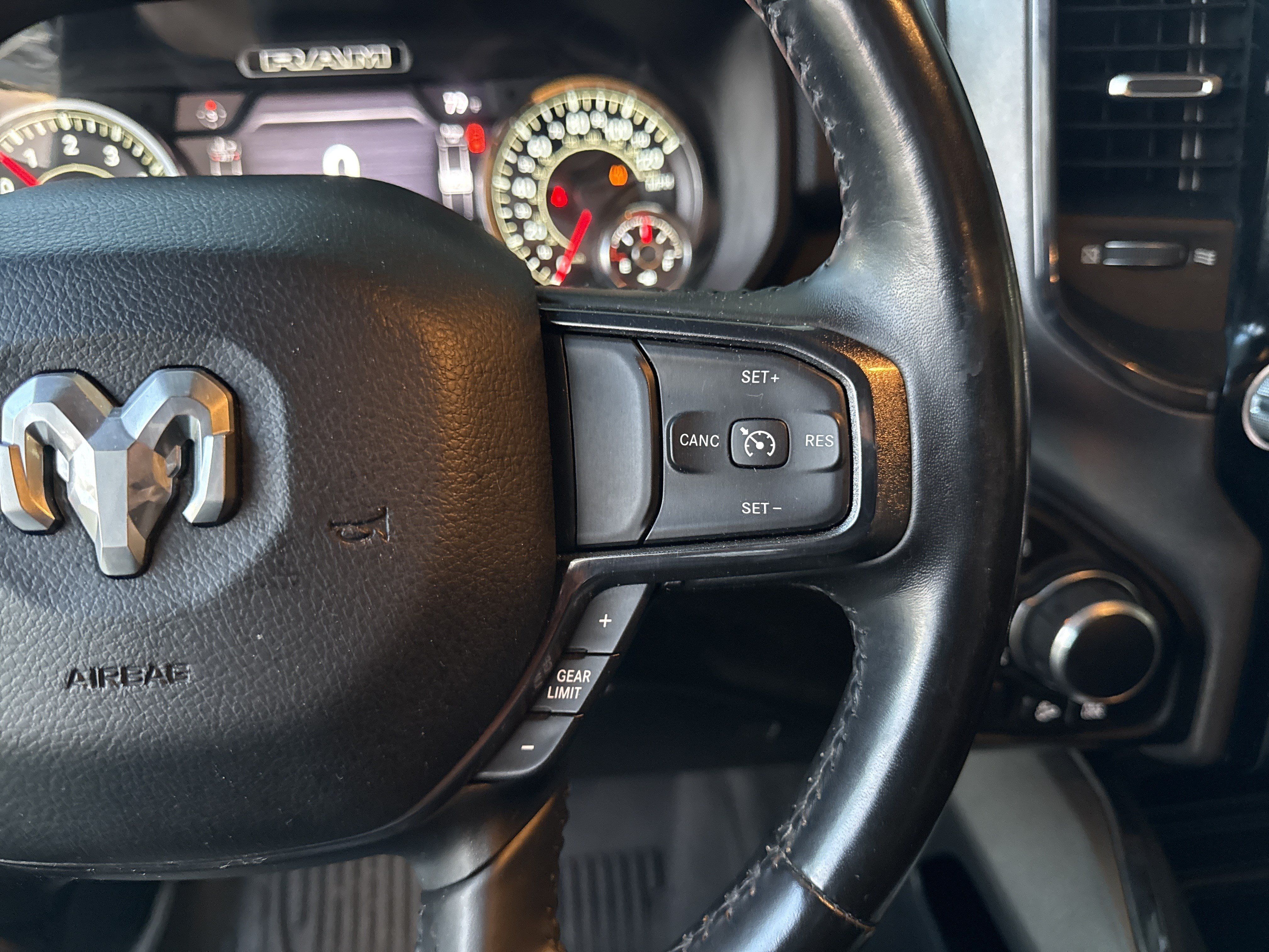 Used 2021 RAM 1500 Big Horn w/ Built-to-serve Edition AWD/4WD image 19