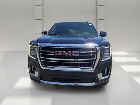 Used 2022 GMC Yukon SLT w/ SLT Luxury Package RWD image 2