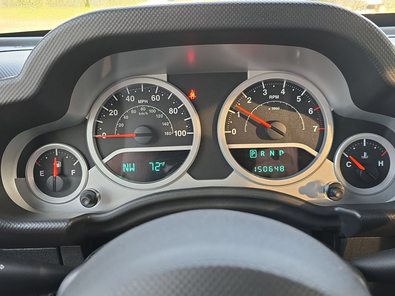 Used 2010 Jeep Wrangler Unlimited Sahara AWD/4WD image 13