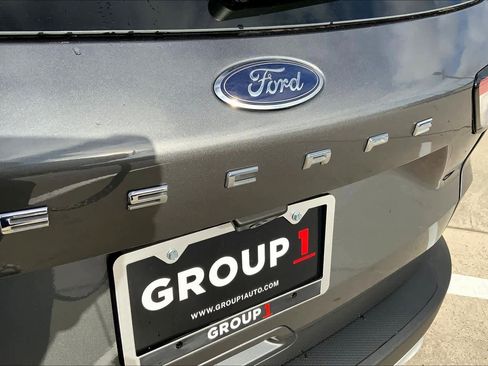 Used 2022 Ford Escape S image 28