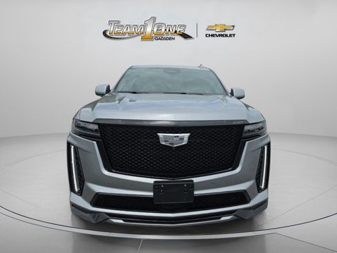 Used 2024 Cadillac Escalade ESV V w/ LPO, ONYX Package AWD/4WD image 2