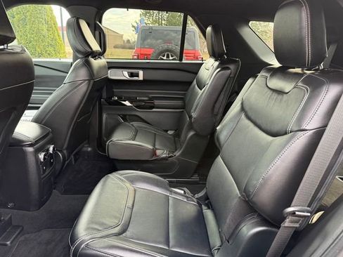 Certified 2023 Ford Explorer ST w/ Equipment Group 401A image 9