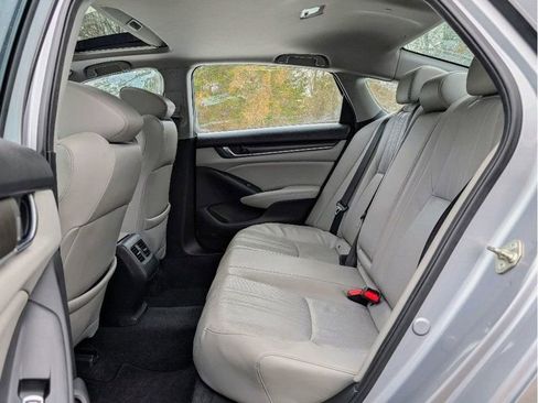 Used 2018 Honda Accord EX-L image 16