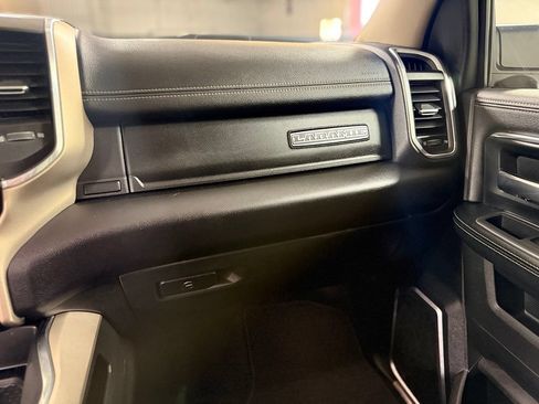 Used 2022 RAM 3500 Laramie AWD/4WD image 28