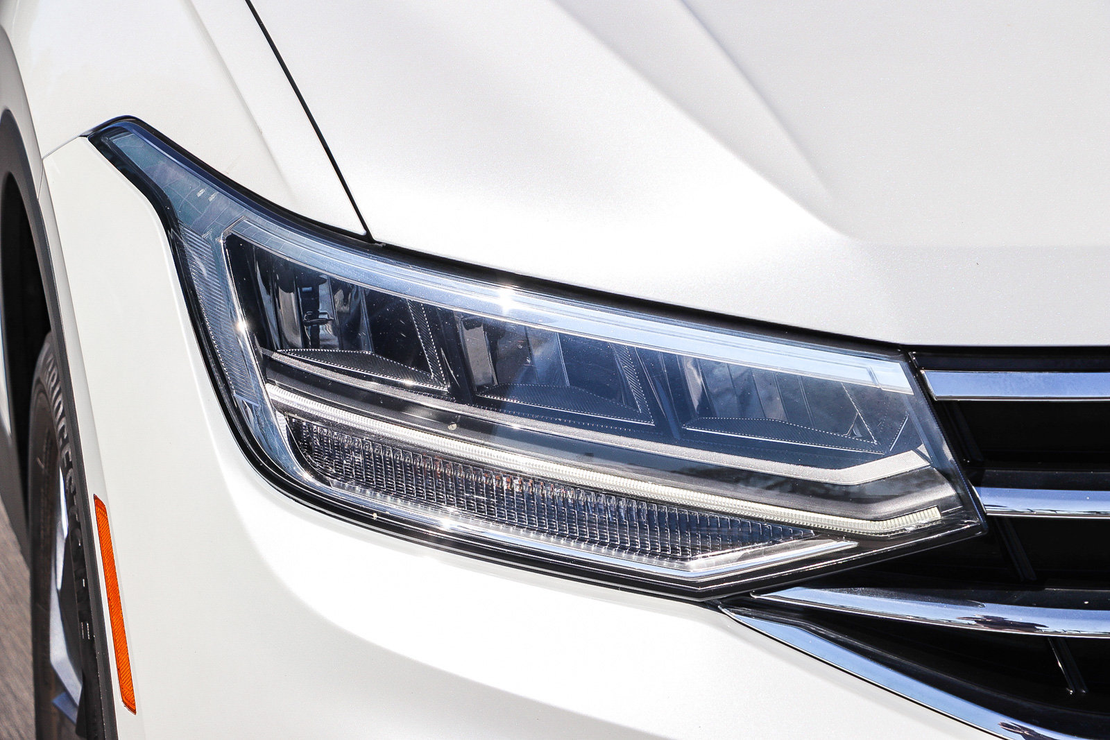 Used 2023 Volkswagen Tiguan SE FWD image 4