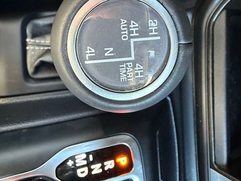 Used 2024 Jeep Wrangler Unlimited Sahara w/ Technology Group image 37