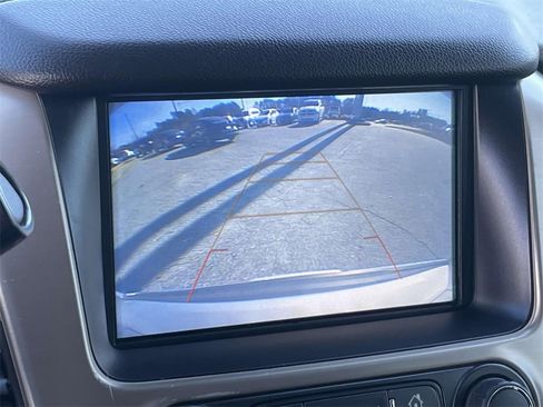 Used 2018 GMC Yukon XL Denali image 27