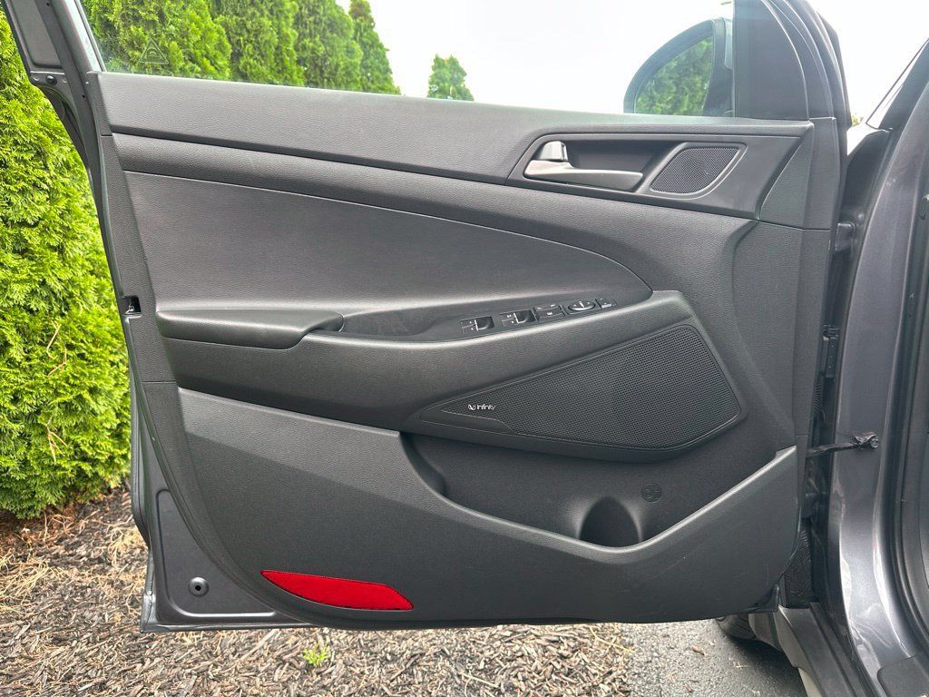 Used 2018 Hyundai Tucson Limited w/ Cargo Package FWD image 8