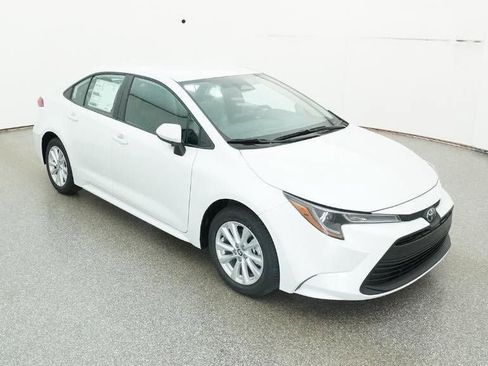 New 2026 Toyota Corolla LE image 13