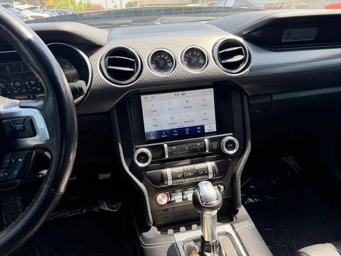 Used 2022 Ford Mustang GT Premium w/ GT Performance Package RWD image 17