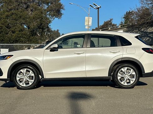 Used 2023 Honda HR-V LX image 7