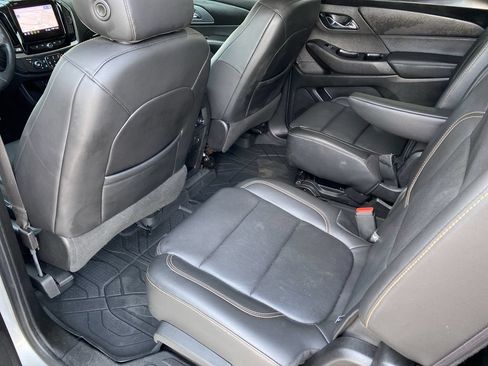 Used 2020 Chevrolet Traverse Premier w/ Redline Edition FWD image 27