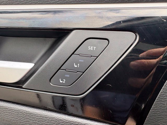 Used 2024 Mitsubishi Outlander SEL AWD/4WD image 24