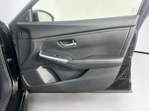 Used 2025 Nissan Sentra SR FWD image 30