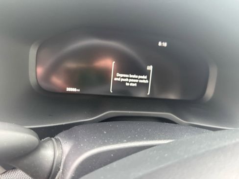 Used 2023 Toyota RAV4 Limited image 8