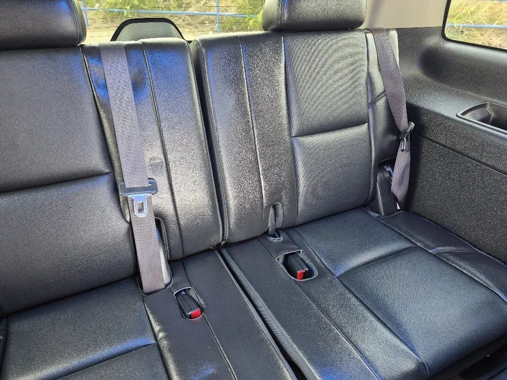 Used 2012 Chevrolet Tahoe LTZ RWD image 23