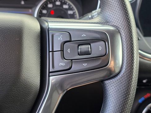 Used 2025 Chevrolet Blazer LT AWD/4WD image 27
