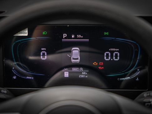 Used 2025 Kia Sportage LX image 23