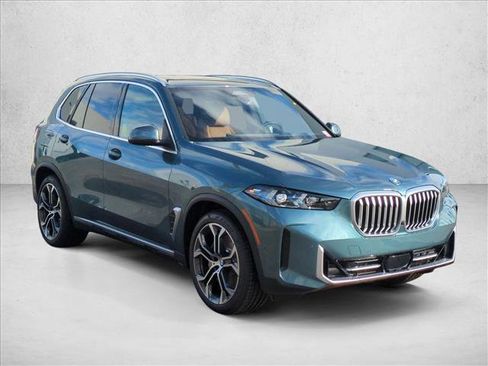 New 2026 BMW X5 xDrive50e w/ Premium Package image 7