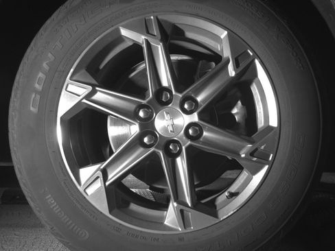 Used 2025 Chevrolet Blazer LT image 13