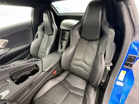 Used 2024 Chevrolet Corvette Stingray Preferred Conv w/ Z51 Performance Package RWD image 5