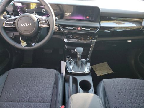 New 2026 Kia Seltos S FWD image 23