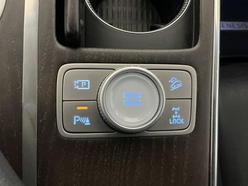 Used 2023 Genesis GV80 2.5T w/ Prestige Package image 14