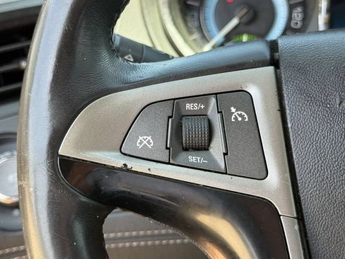 Used 2012 Buick LaCrosse Leather FWD image 13