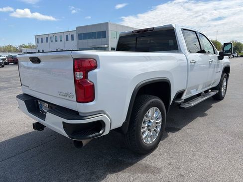 Used 2022 Chevrolet Silverado 2500 High Country AWD/4WD image 3