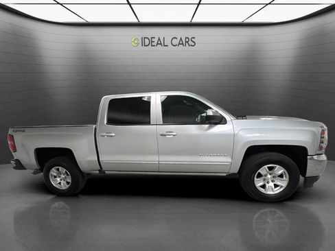 Used 2017 Chevrolet Silverado 1500 LT w/ All Star Edition AWD/4WD image 4