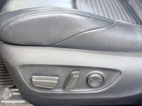 Used 2020 Toyota RAV4 XSE AWD/4WD image 12