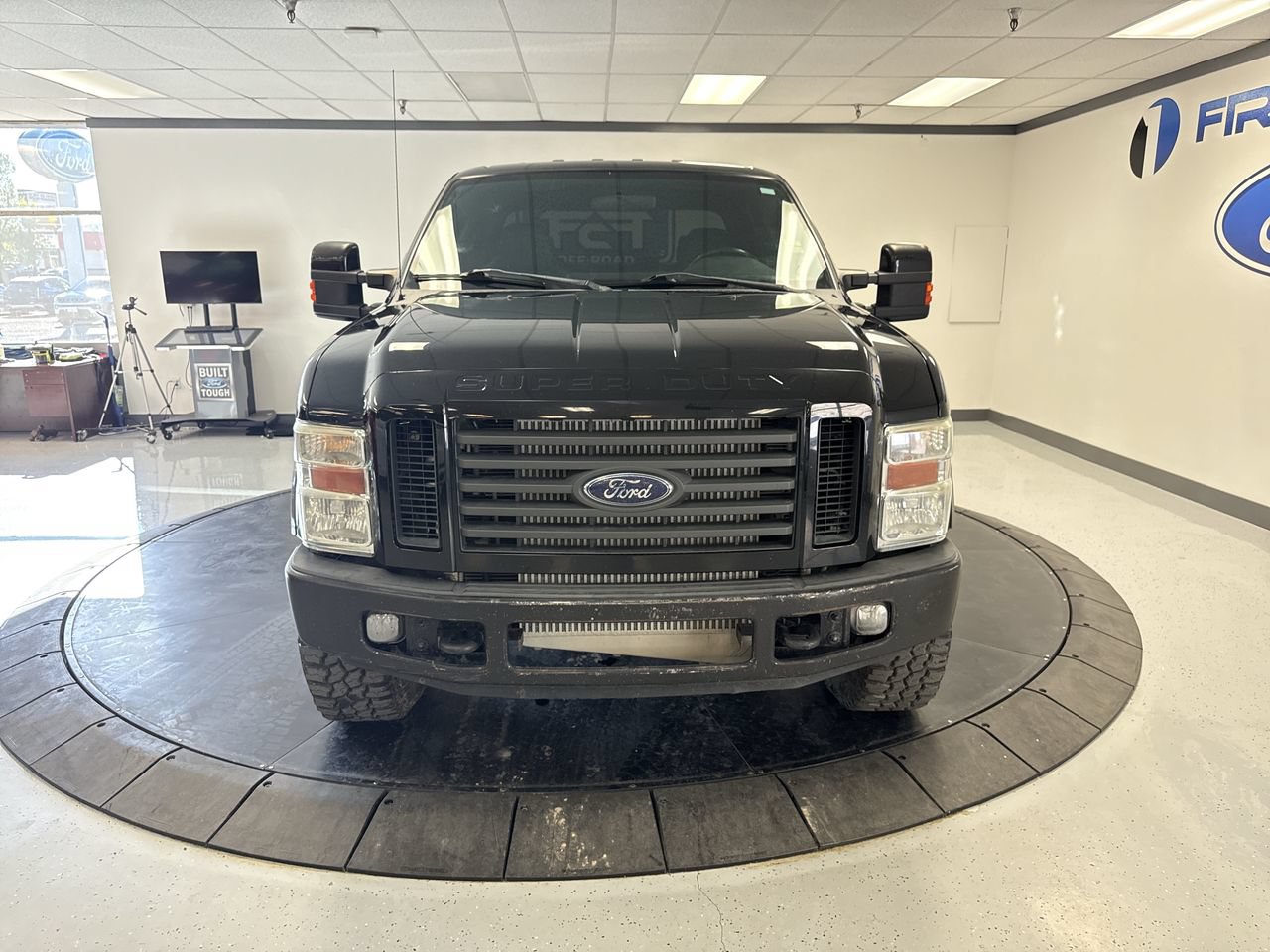 Used 2008 Ford F350 4x4 Crew Cab Super Duty image 3