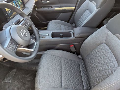 New 2026 Nissan Kicks SV AWD/4WD image 13