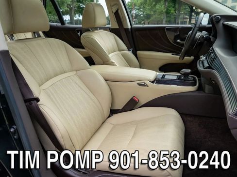 Used 2019 Lexus LS 500 w/ Interior Upgrade Package RWD image 16