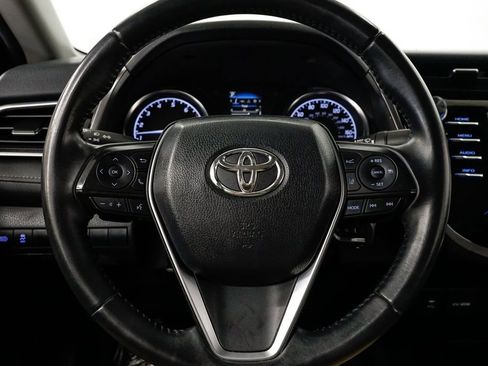 Used 2018 Toyota Camry SE image 10