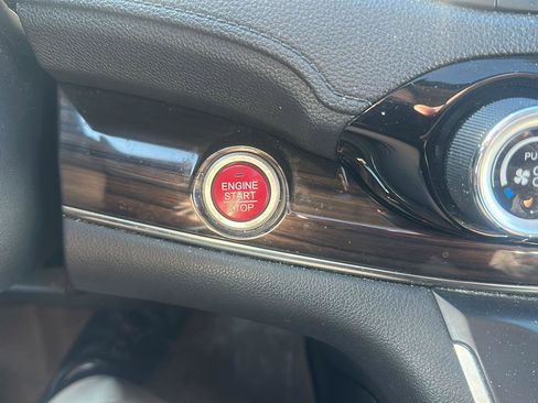 Used 2015 Honda CR-V EX-L image 20