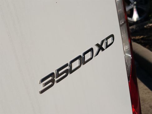 Used 2024 Mercedes-Benz Sprinter 3500 image 14