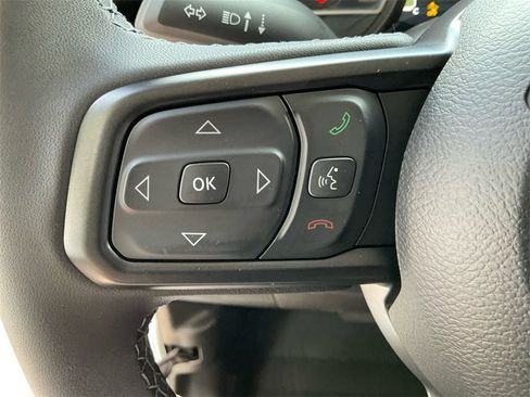 New 2025 Jeep Gladiator Sport image 31