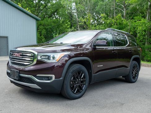 Used 2018 GMC Acadia SLT AWD/4WD image 7