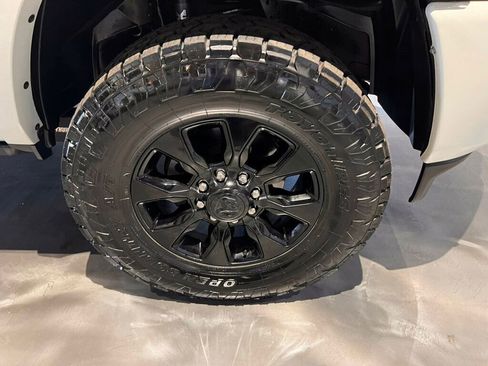 Used 2022 RAM 3500 Limited AWD/4WD image 13