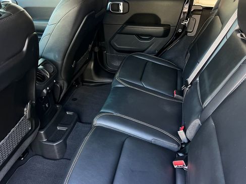 Used 2025 Jeep Wrangler Sahara w/ Safety Group image 12