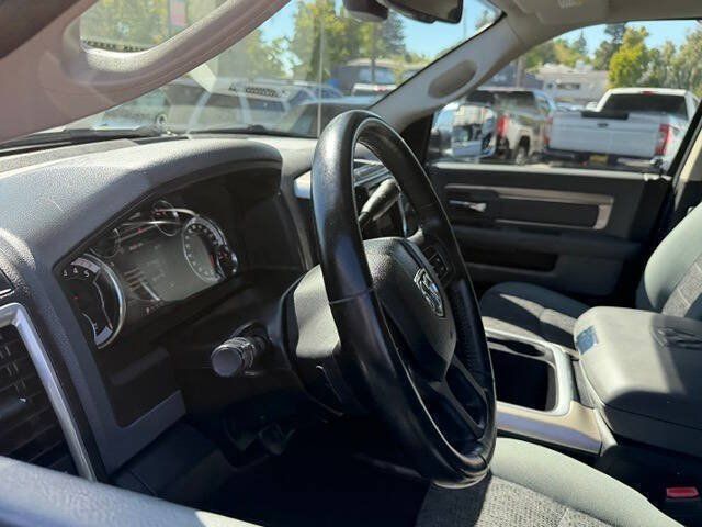 Used 2018 RAM 2500 Big Horn w/ Harvest Edition AWD/4WD image 21