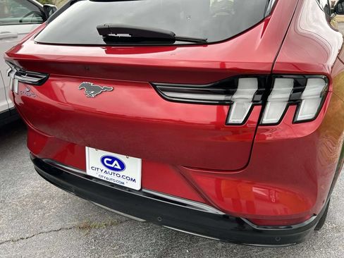 Used 2021 Ford Mustang Mach-E Premium RWD image 11