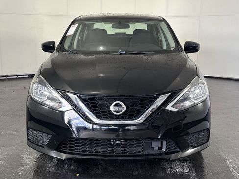 Used 2019 Nissan Sentra SV image 4